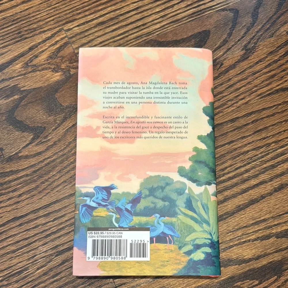 En Agosto Nos Vemos Book by Gabriel García Márquez - Picture 2 of 2